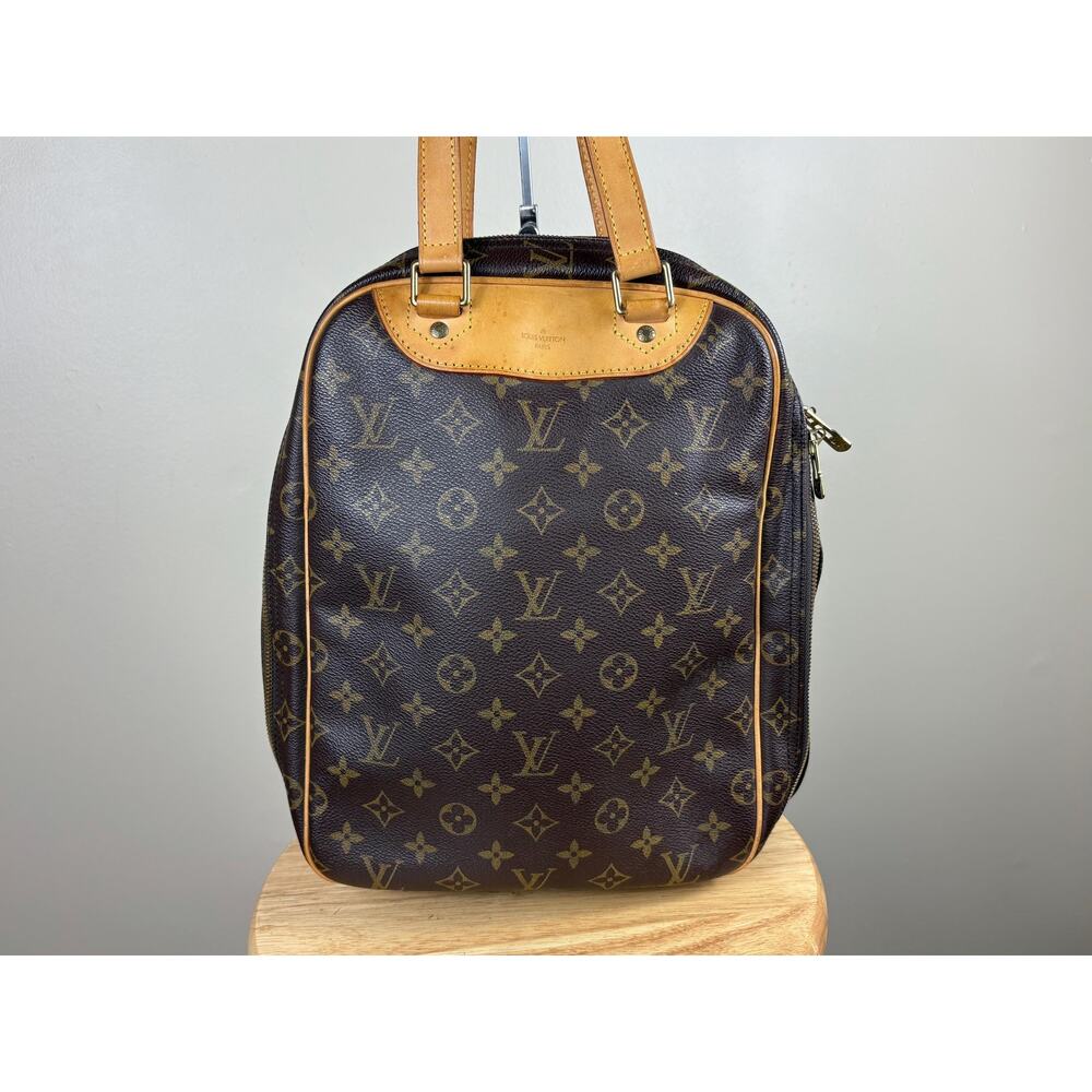 Authentic Louis Vuitton Excursion Hand Bag Monogram